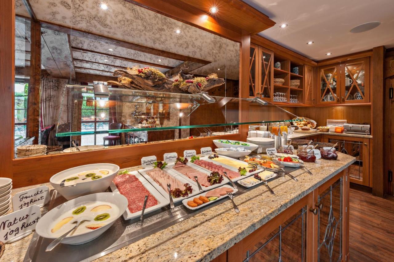אשהיים Hotel Schaefflerwirt מראה חיצוני תמונה