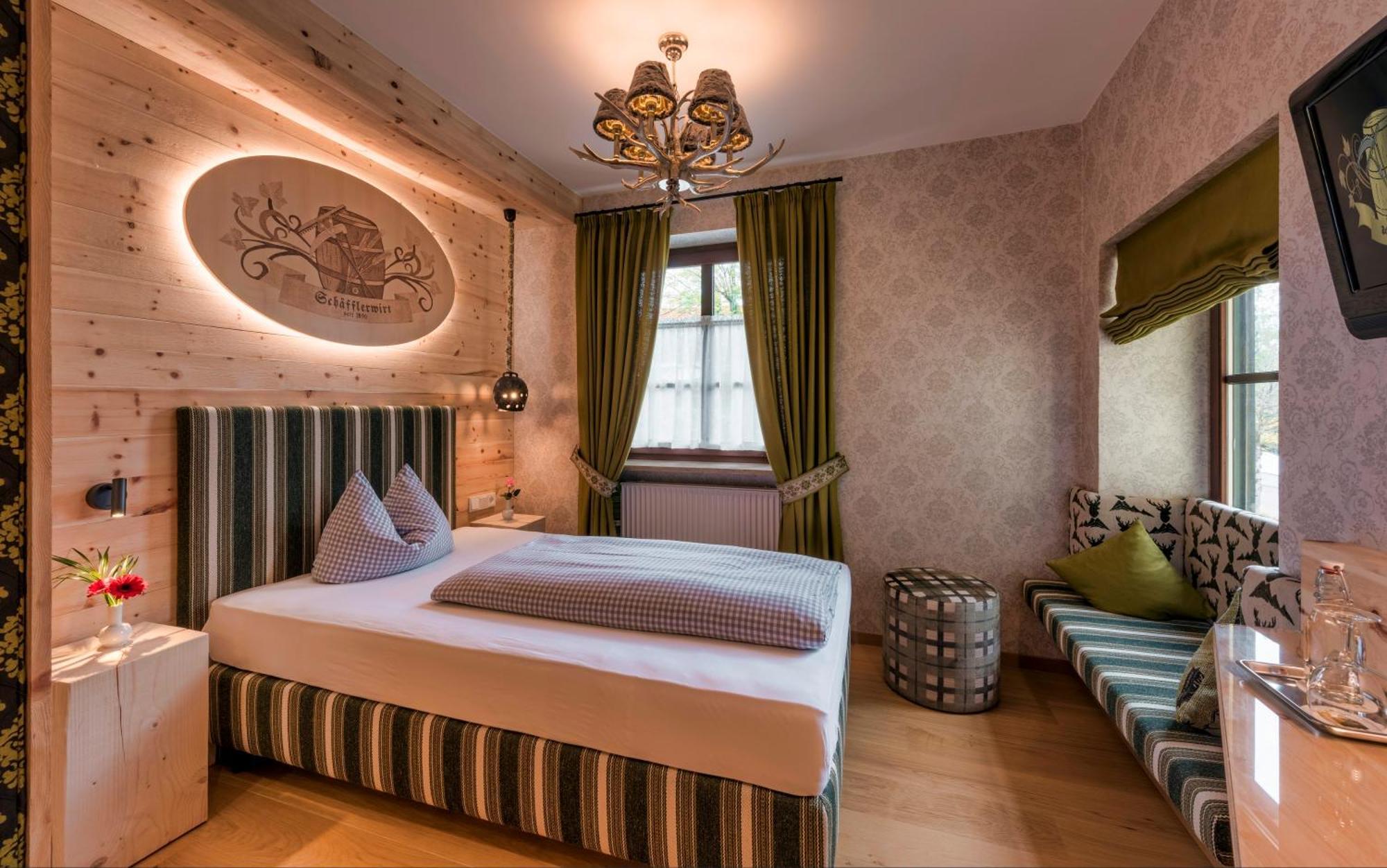 אשהיים Hotel Schaefflerwirt מראה חיצוני תמונה